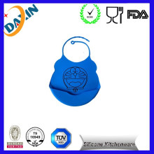 2015 New Design Promotional Baby Cartoon Silicone Baby Bib